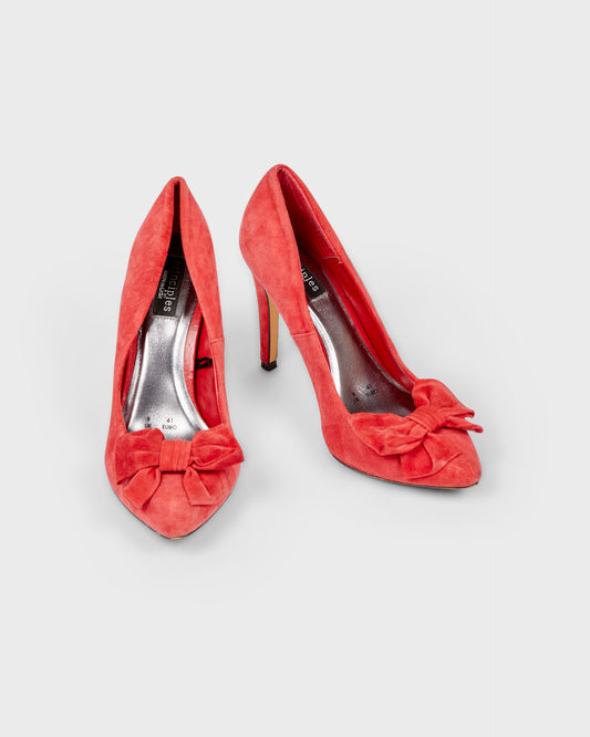 Principles Pointy Courts With Bows